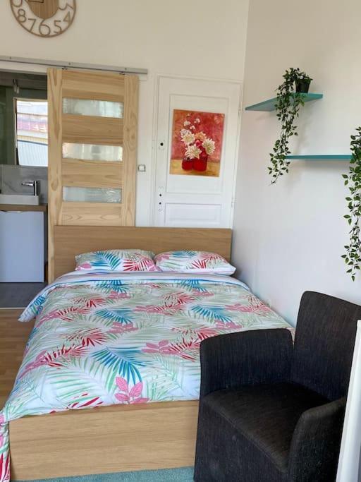 Ferienwohnung Le Cosy Tassin - Rez De Jardin Exterior foto