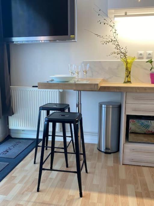 Ferienwohnung Le Cosy Tassin - Rez De Jardin Exterior foto