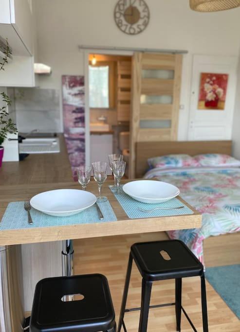 Ferienwohnung Le Cosy Tassin - Rez De Jardin Exterior foto