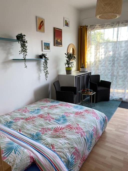 Ferienwohnung Le Cosy Tassin - Rez De Jardin Exterior foto